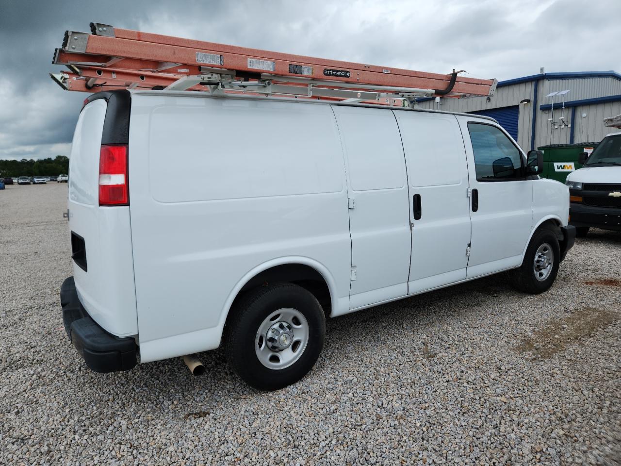 2022 CHEVROLET EXPRESS