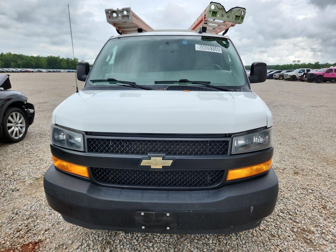 2022 CHEVROLET EXPRESS