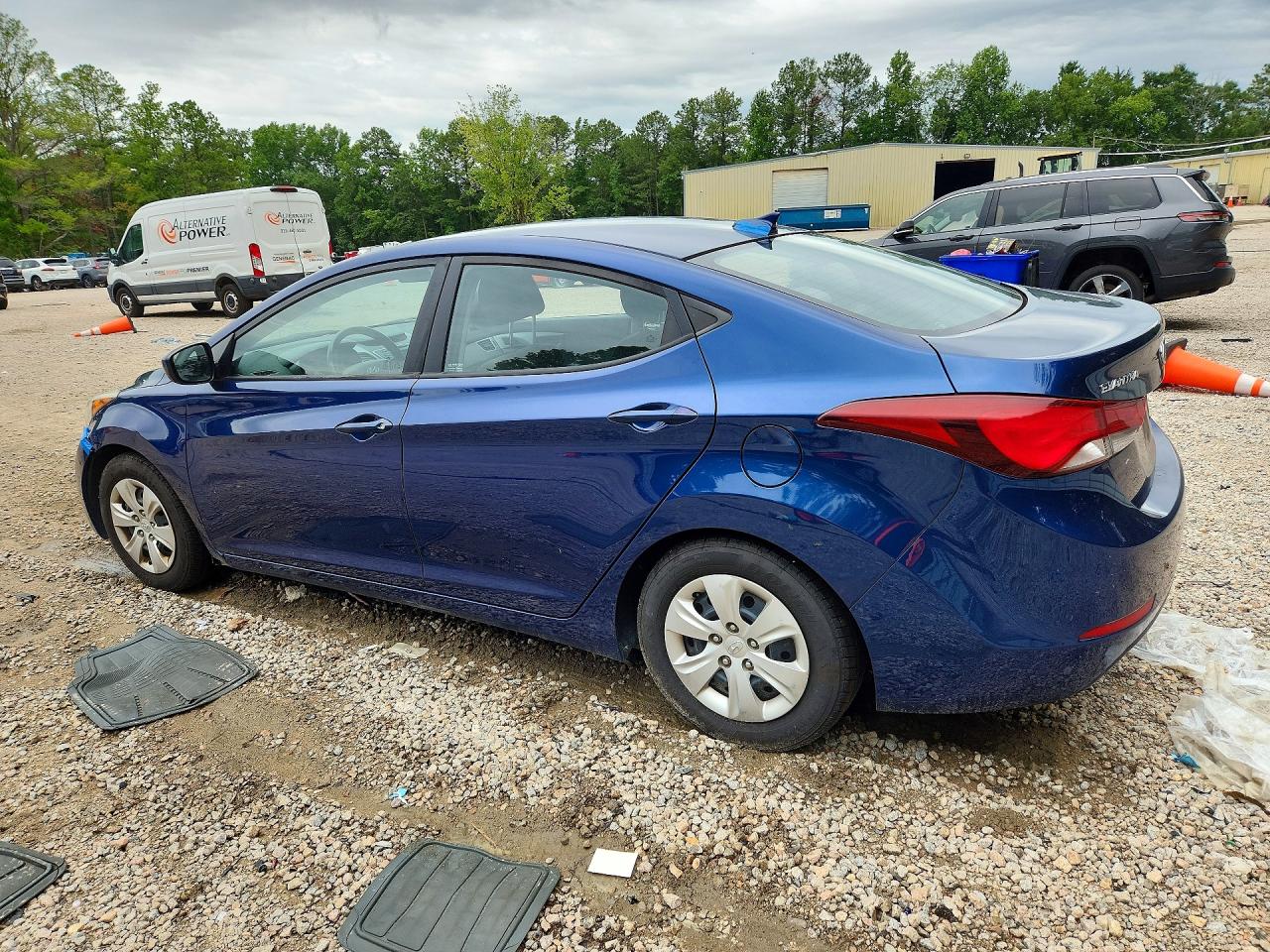 2016 HYUNDAI ELANTRA