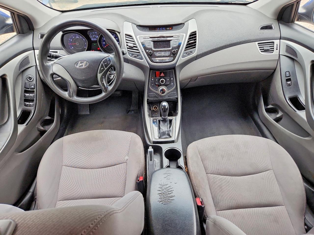 2016 HYUNDAI ELANTRA