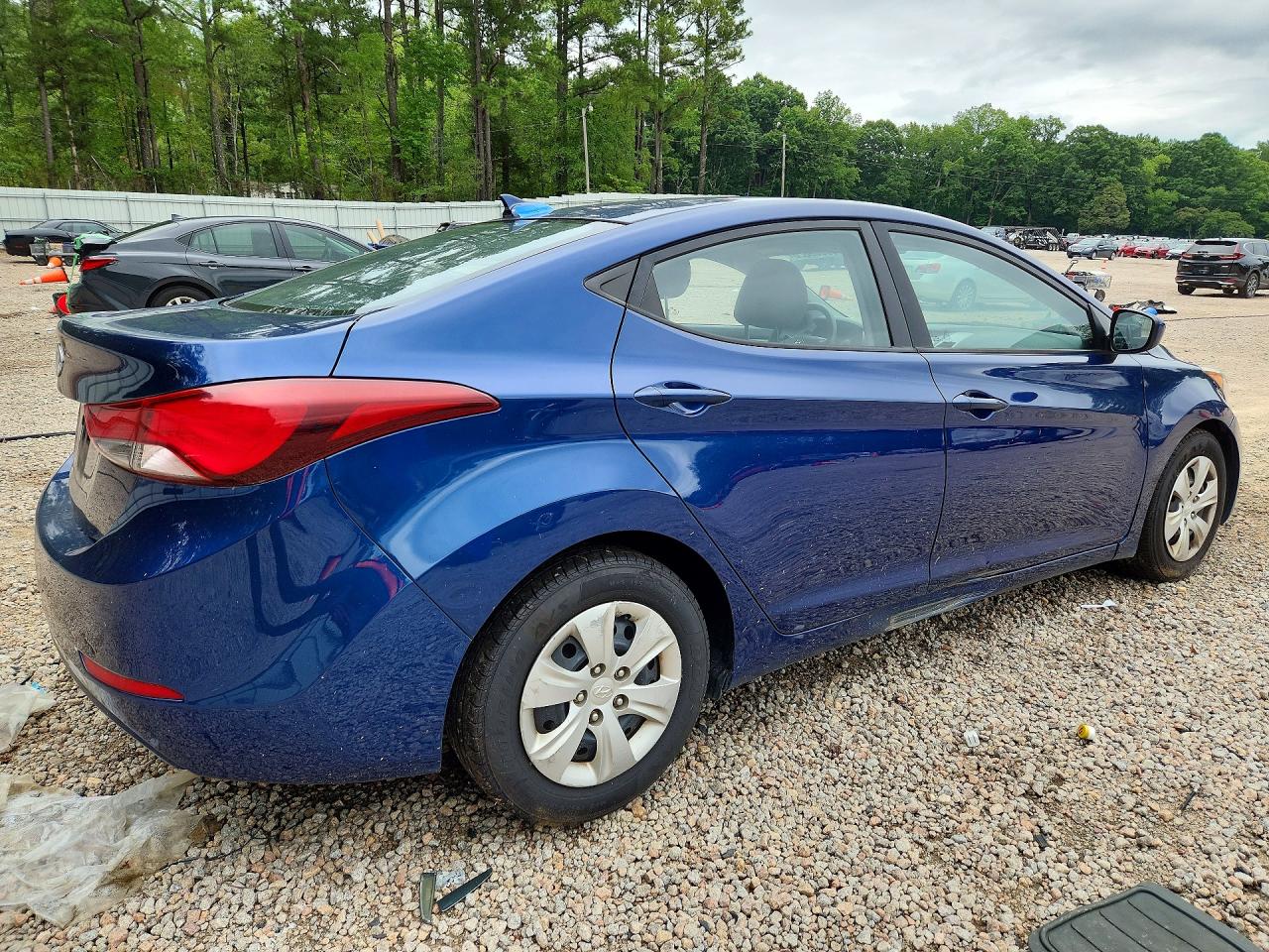 2016 HYUNDAI ELANTRA