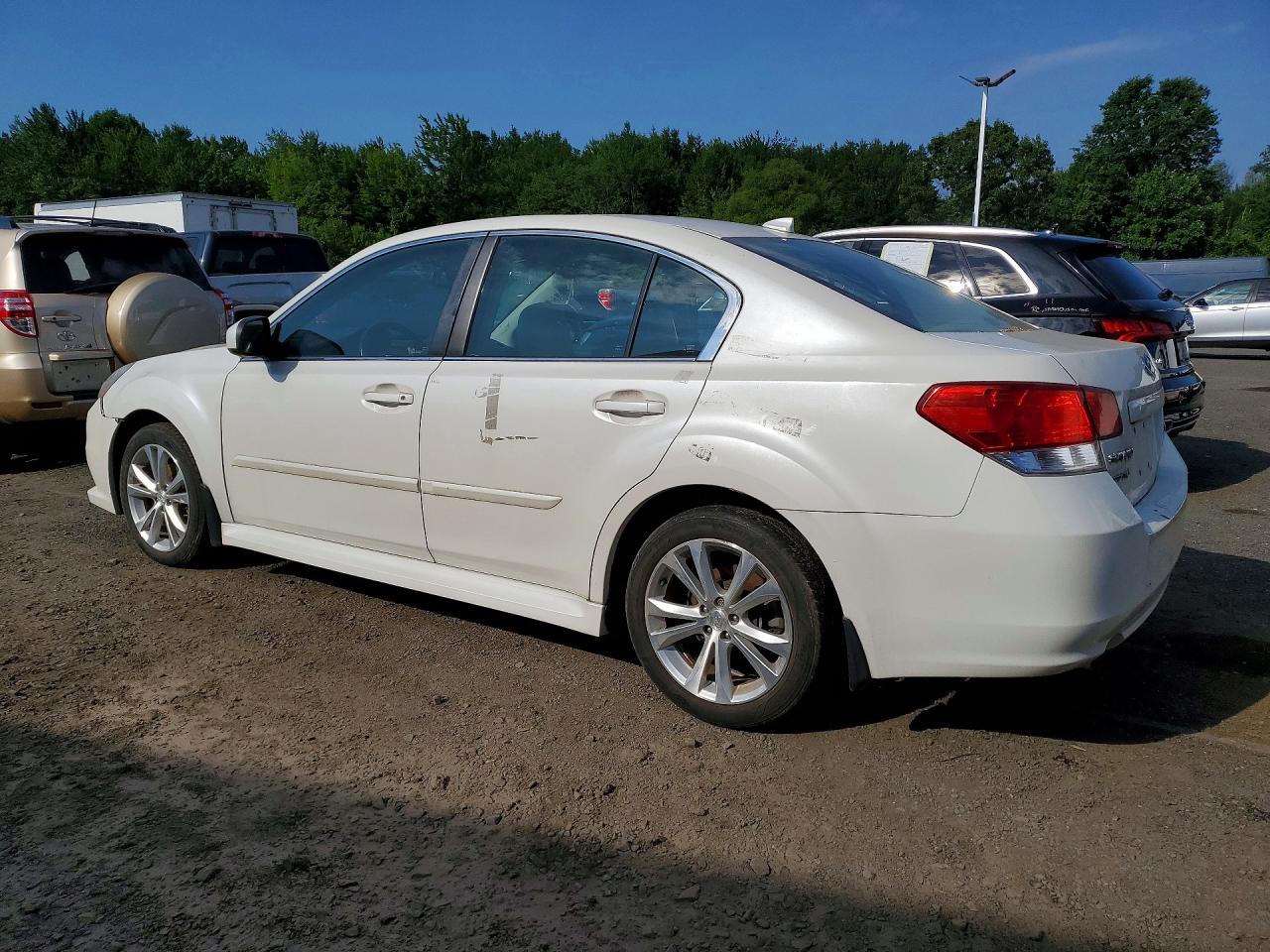2013 SUBARU LEGACY