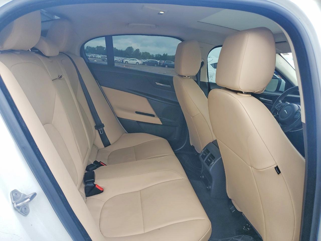 2018 JAGUAR XE