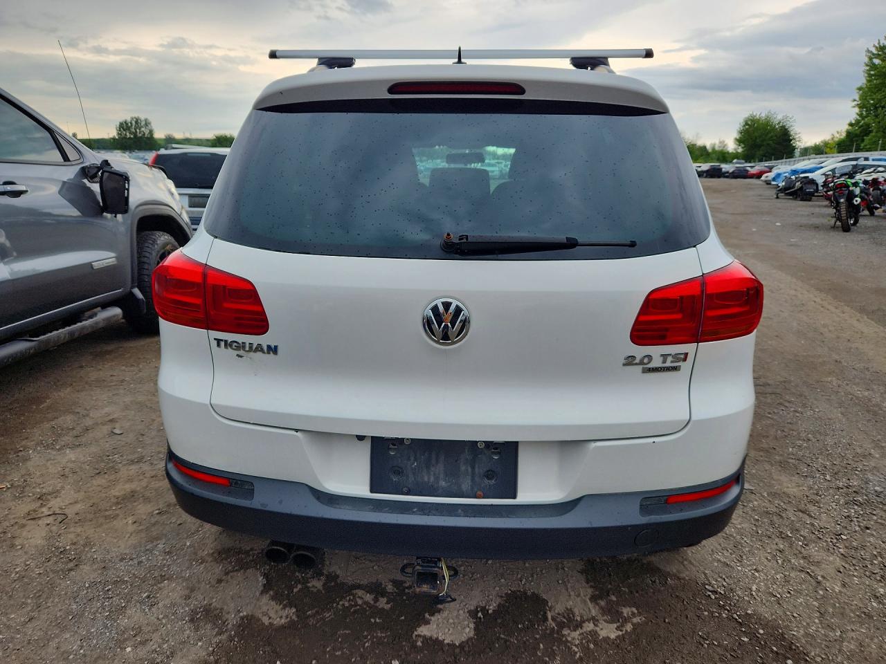2014 VOLKSWAGEN TIGUAN