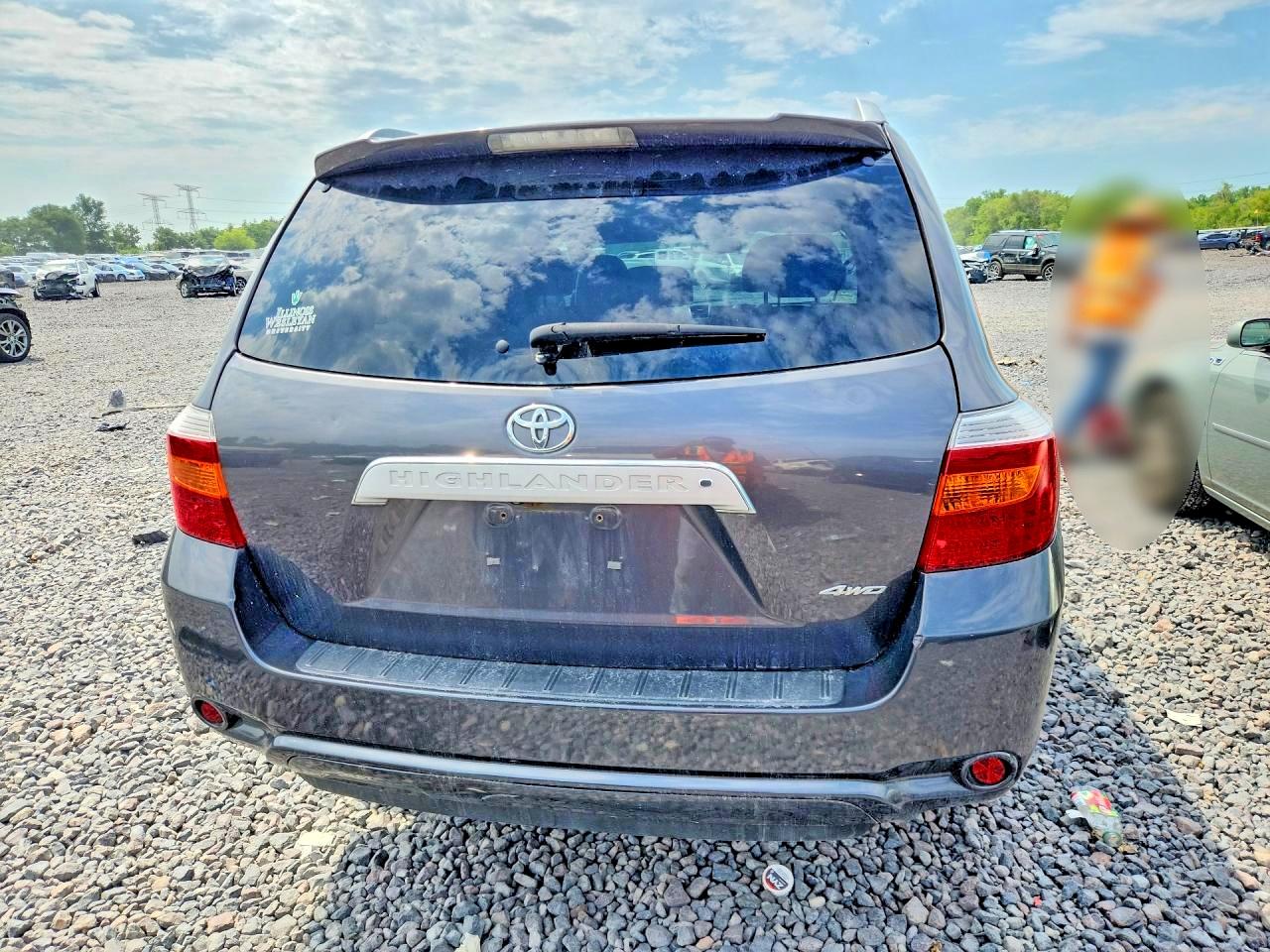 2010 TOYOTA HIGHLANDER
