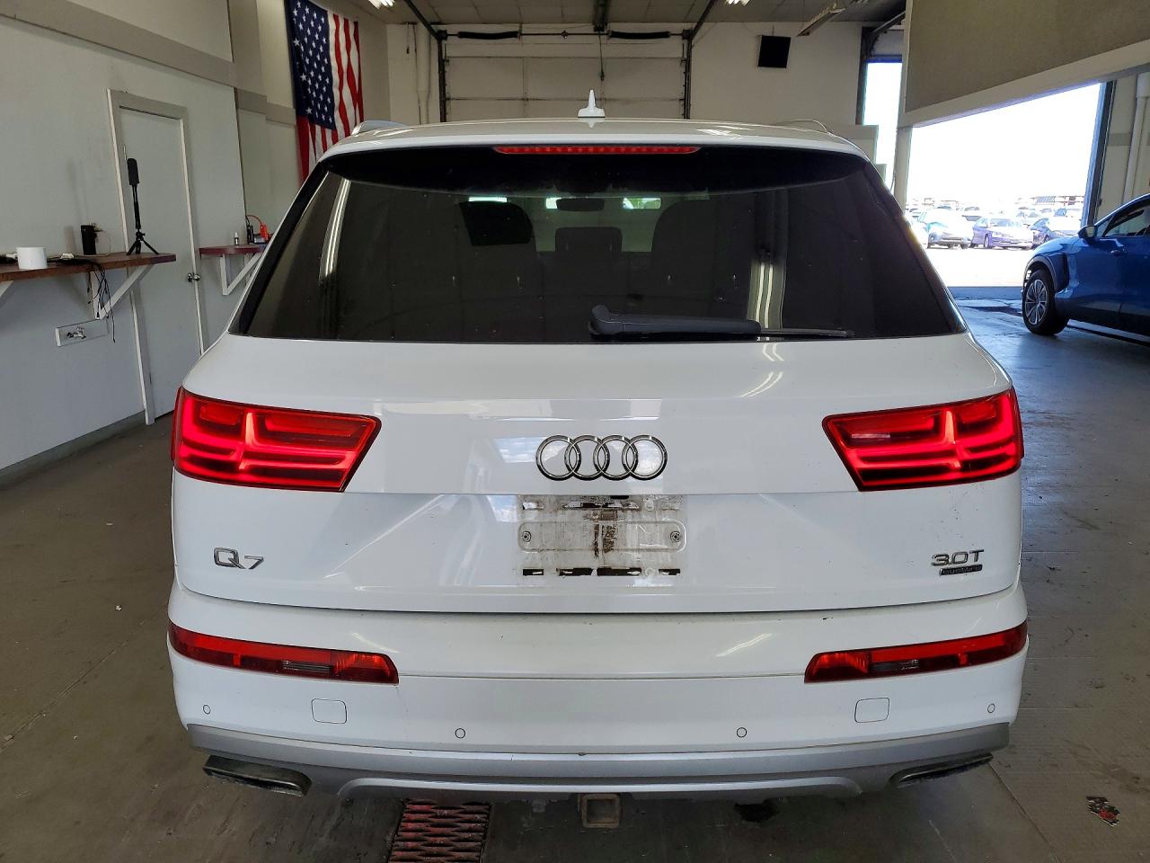 2017 AUDI Q7