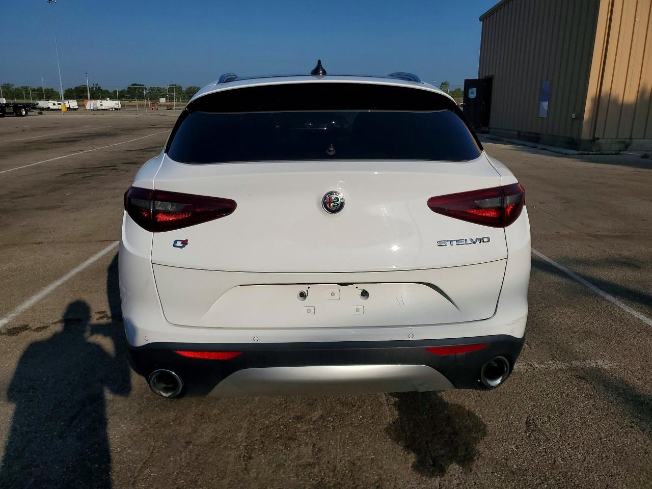 2018 ALFA ROMEO STELVIO