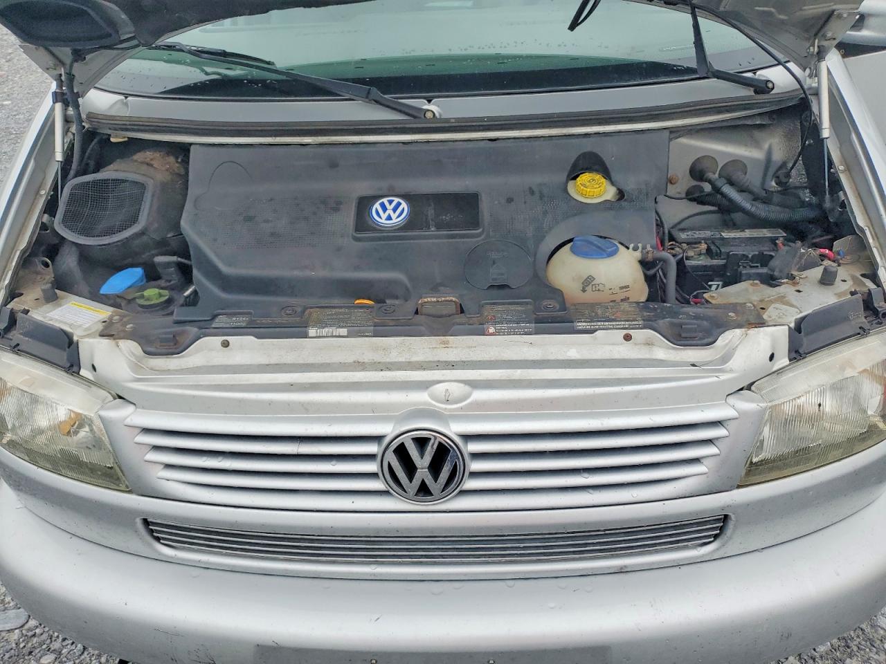 2002 VOLKSWAGEN EUROVAN