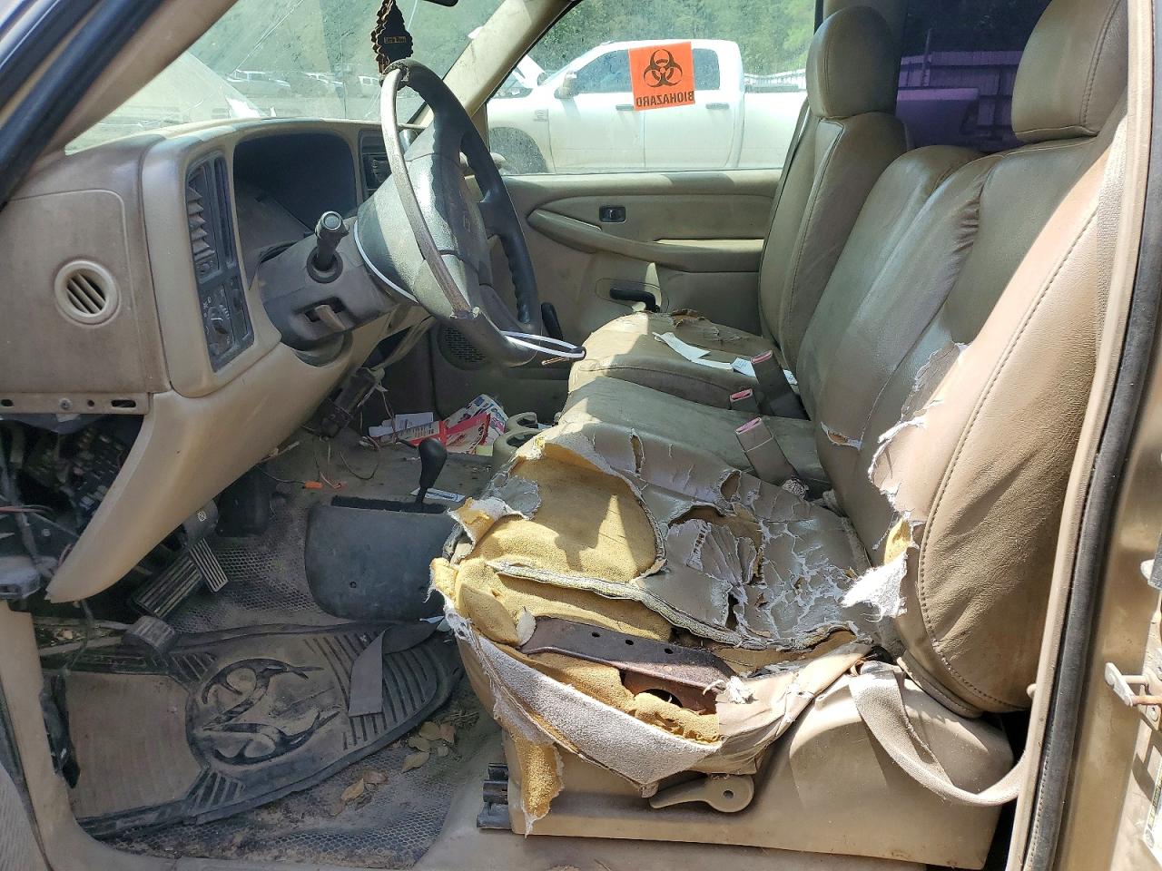 2005 GMC SIERRA