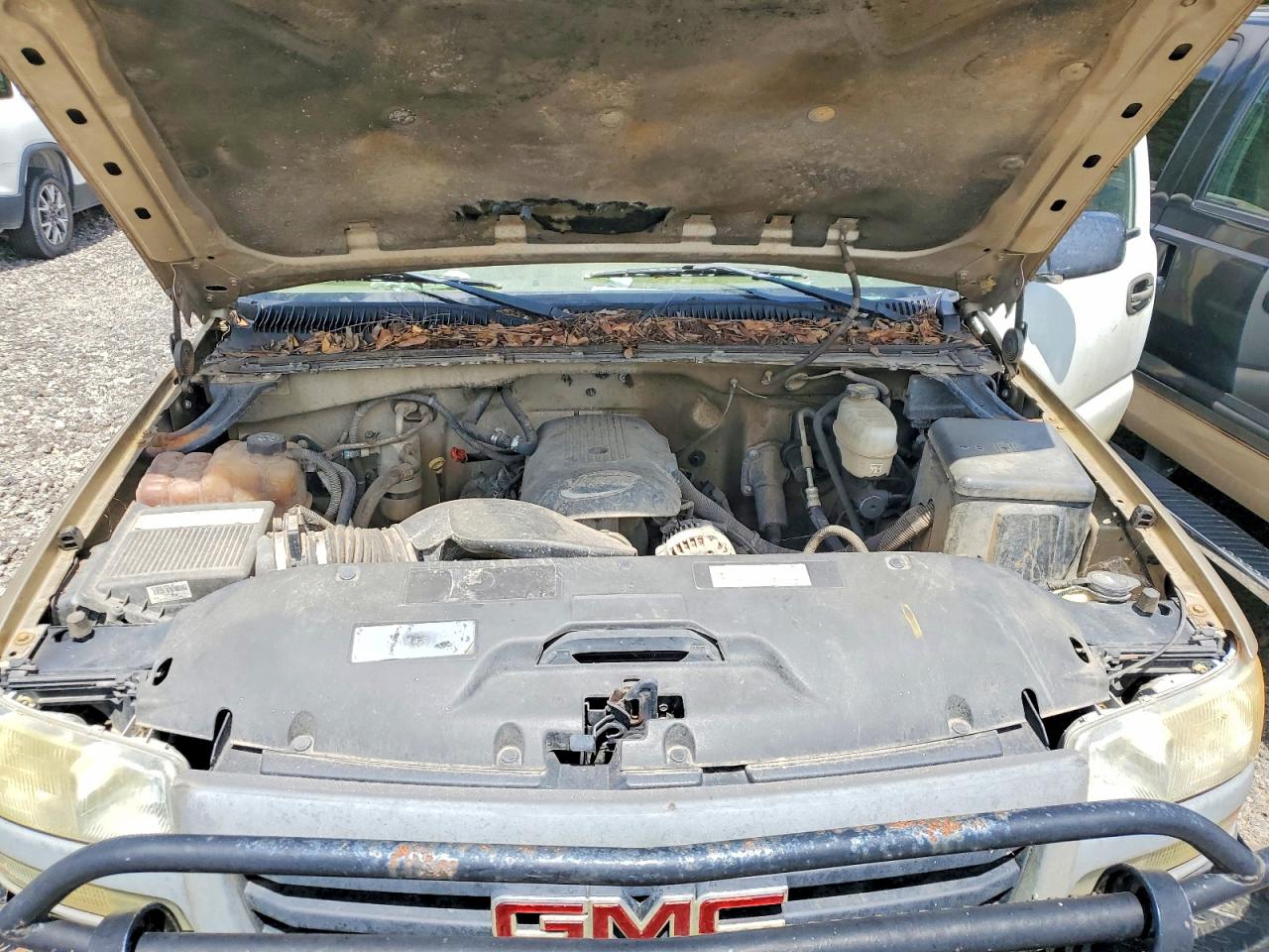 2005 GMC SIERRA
