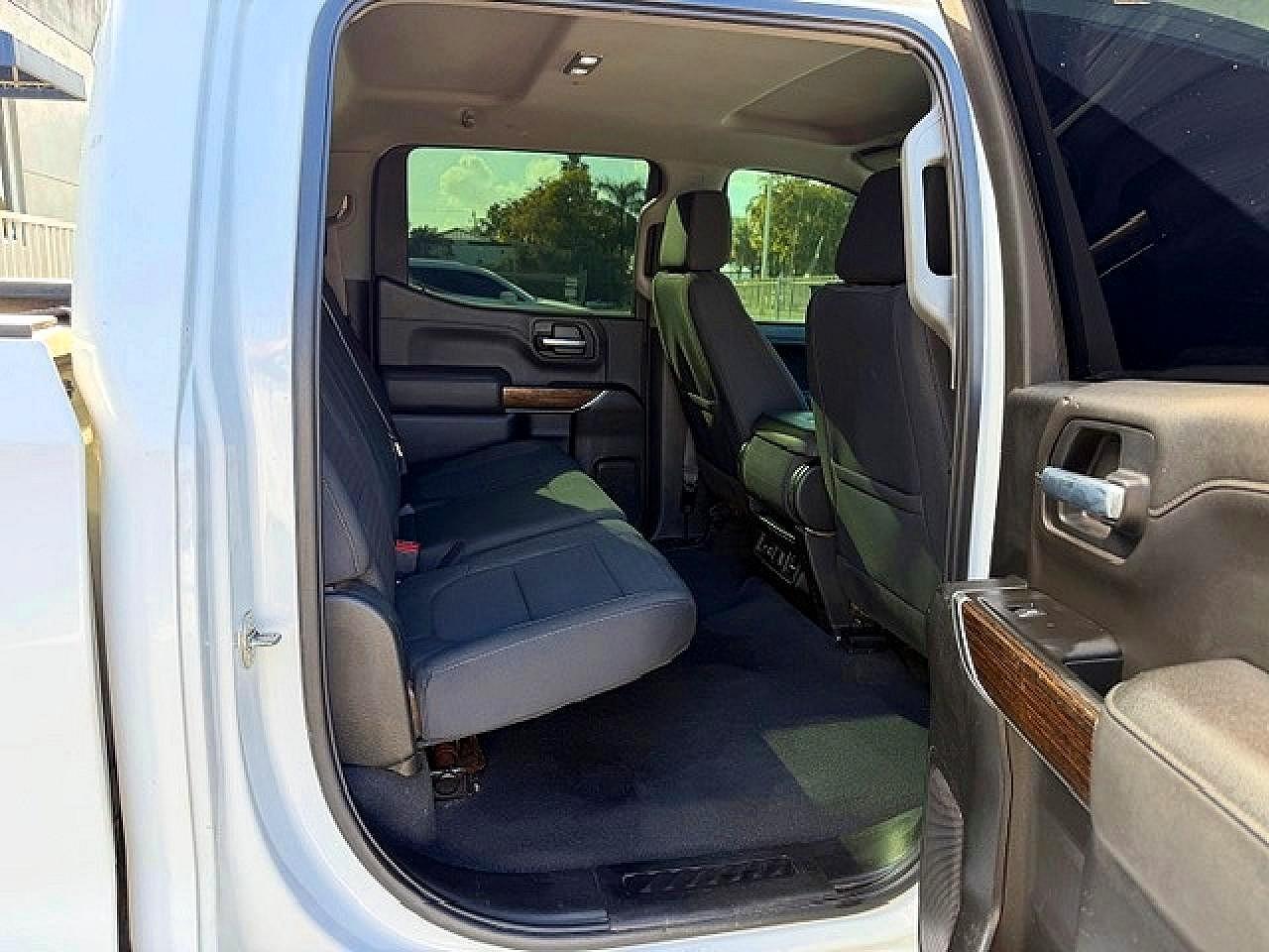 2021 GMC SIERRA