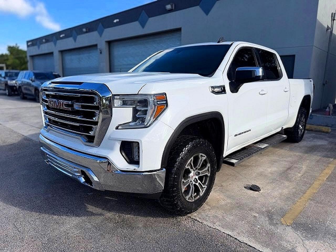 2021 GMC SIERRA