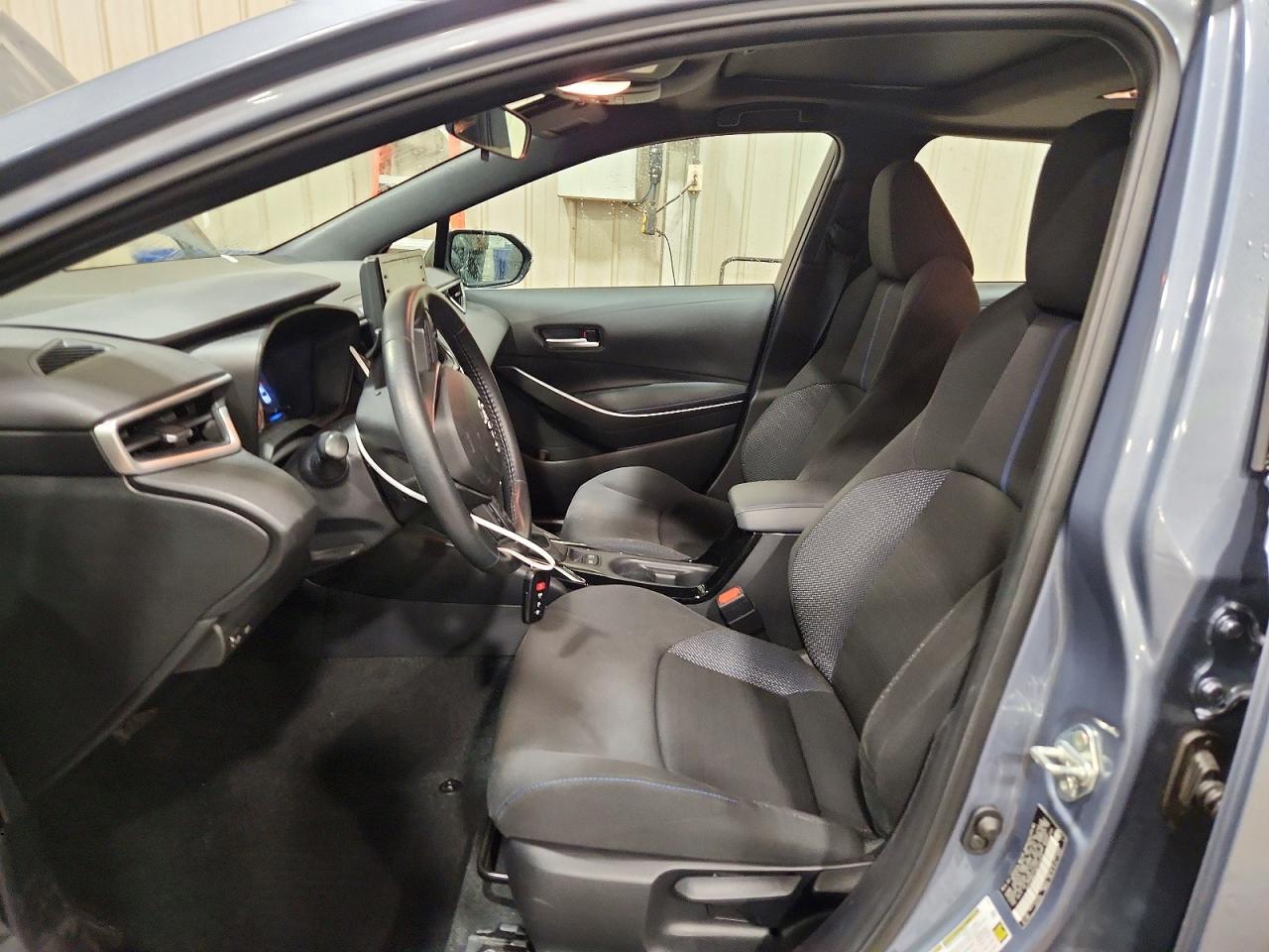 2022 TOYOTA COROLLA