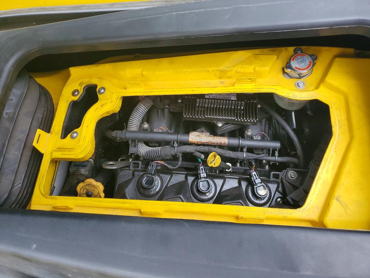 2010 SEA DOO RXT