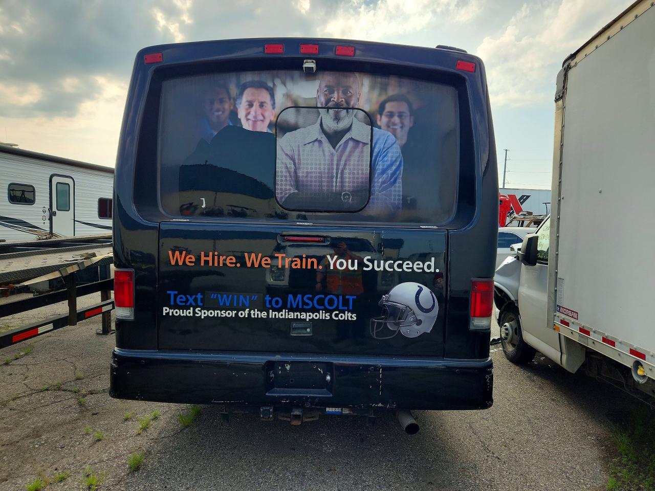 2006 DYNAMAX ECONOLINE