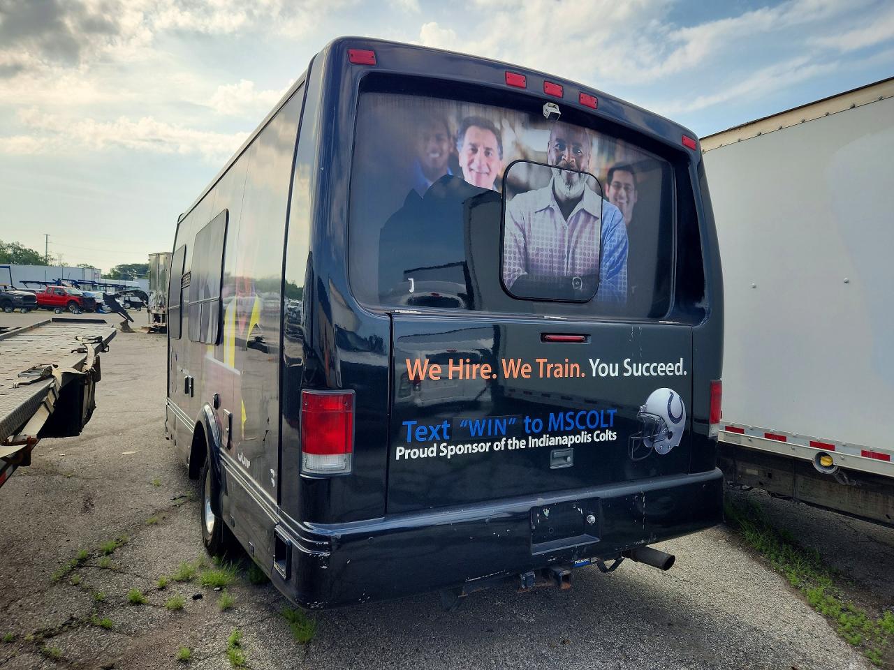 2006 DYNAMAX ECONOLINE