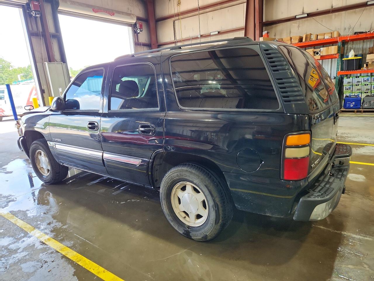 2004 GMC YUKON
