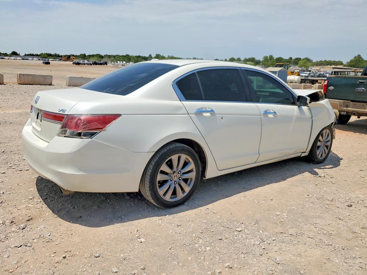 2011 HONDA ACCORD
