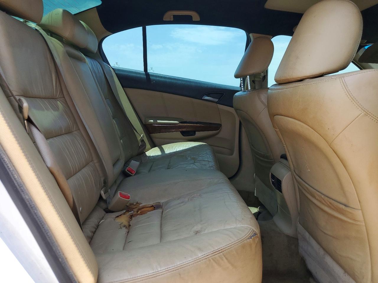 2011 HONDA ACCORD