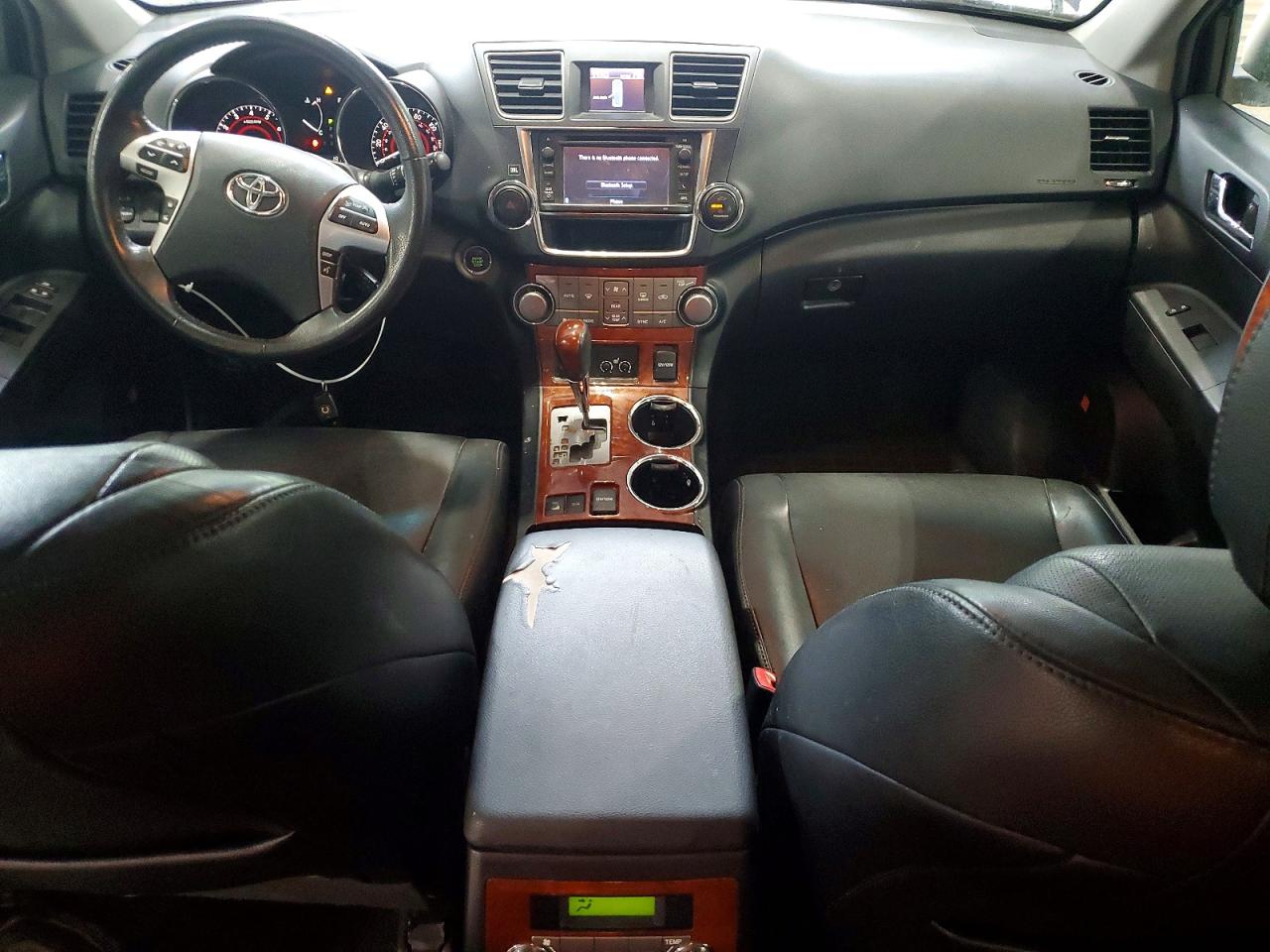 2013 TOYOTA HIGHLANDER
