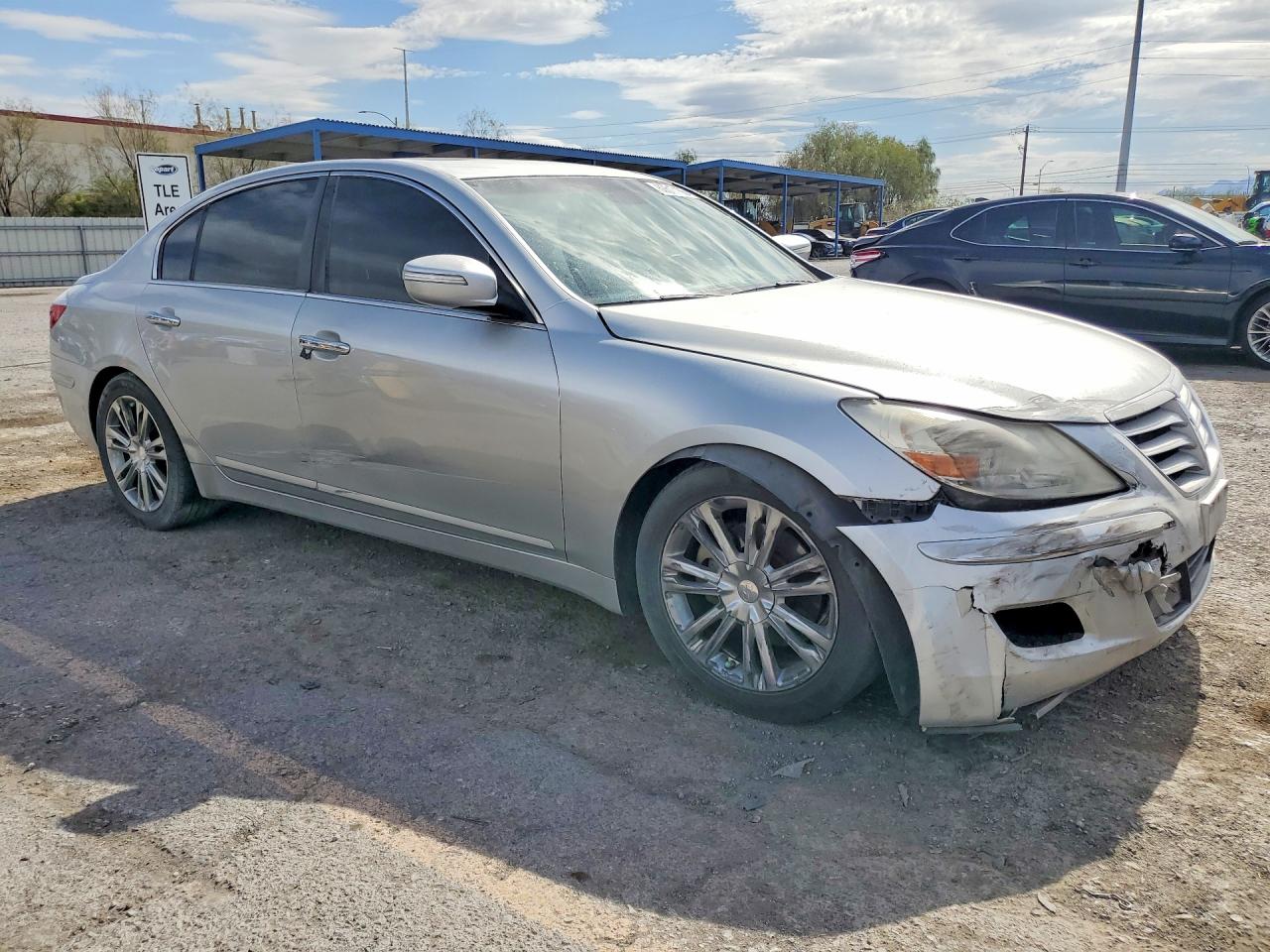 2011 HYUNDAI GENESIS