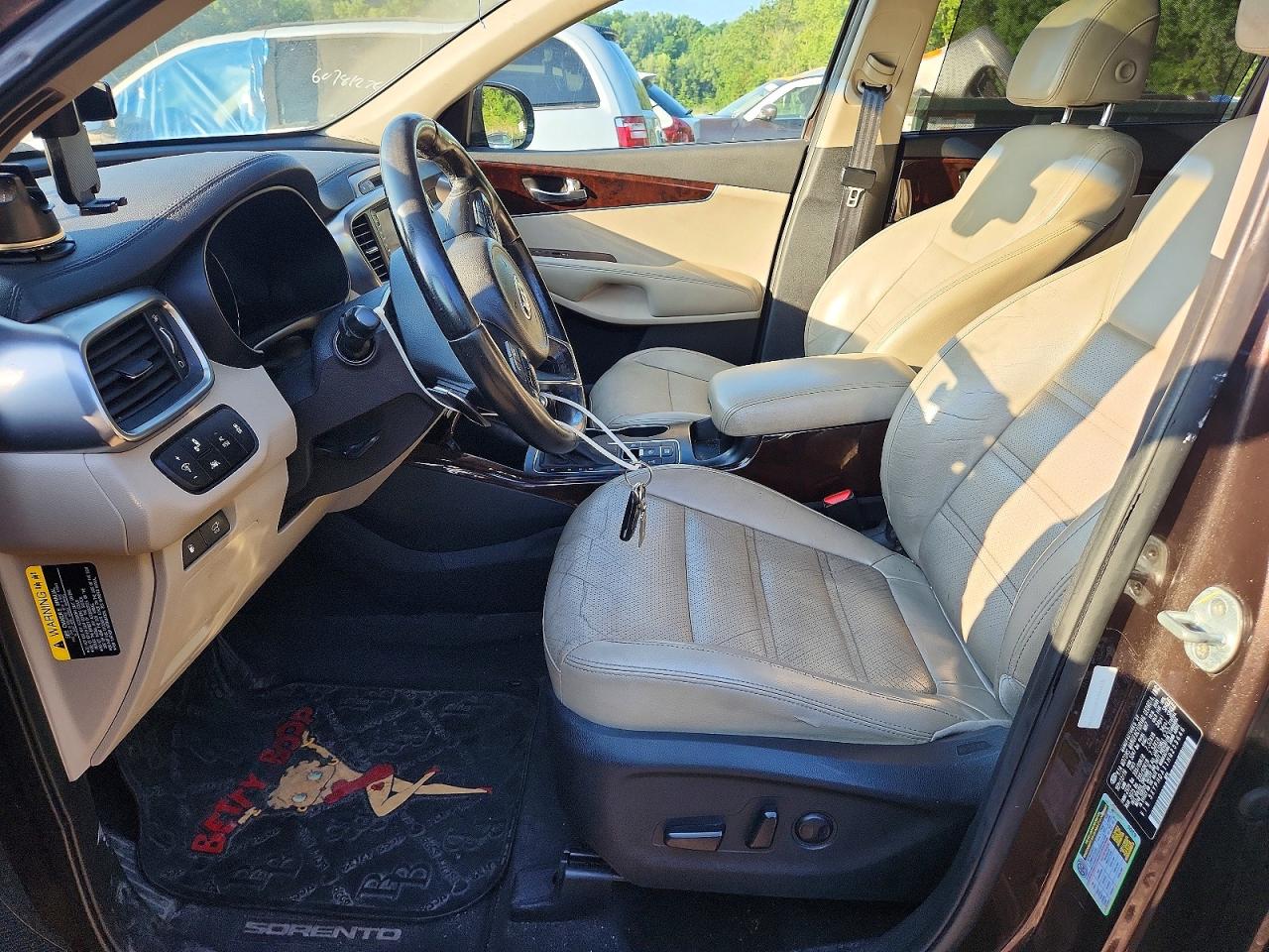2017 KIA SORENTO