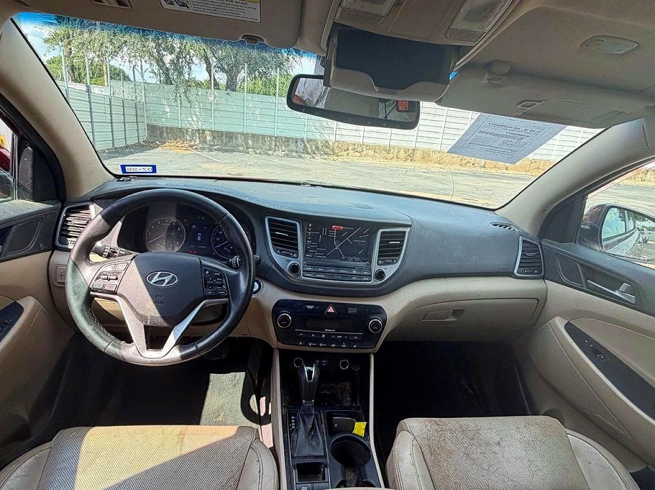 2016 HYUNDAI TUCSON