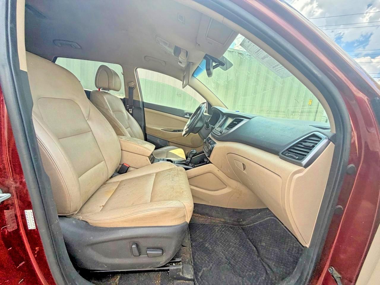 2016 HYUNDAI TUCSON