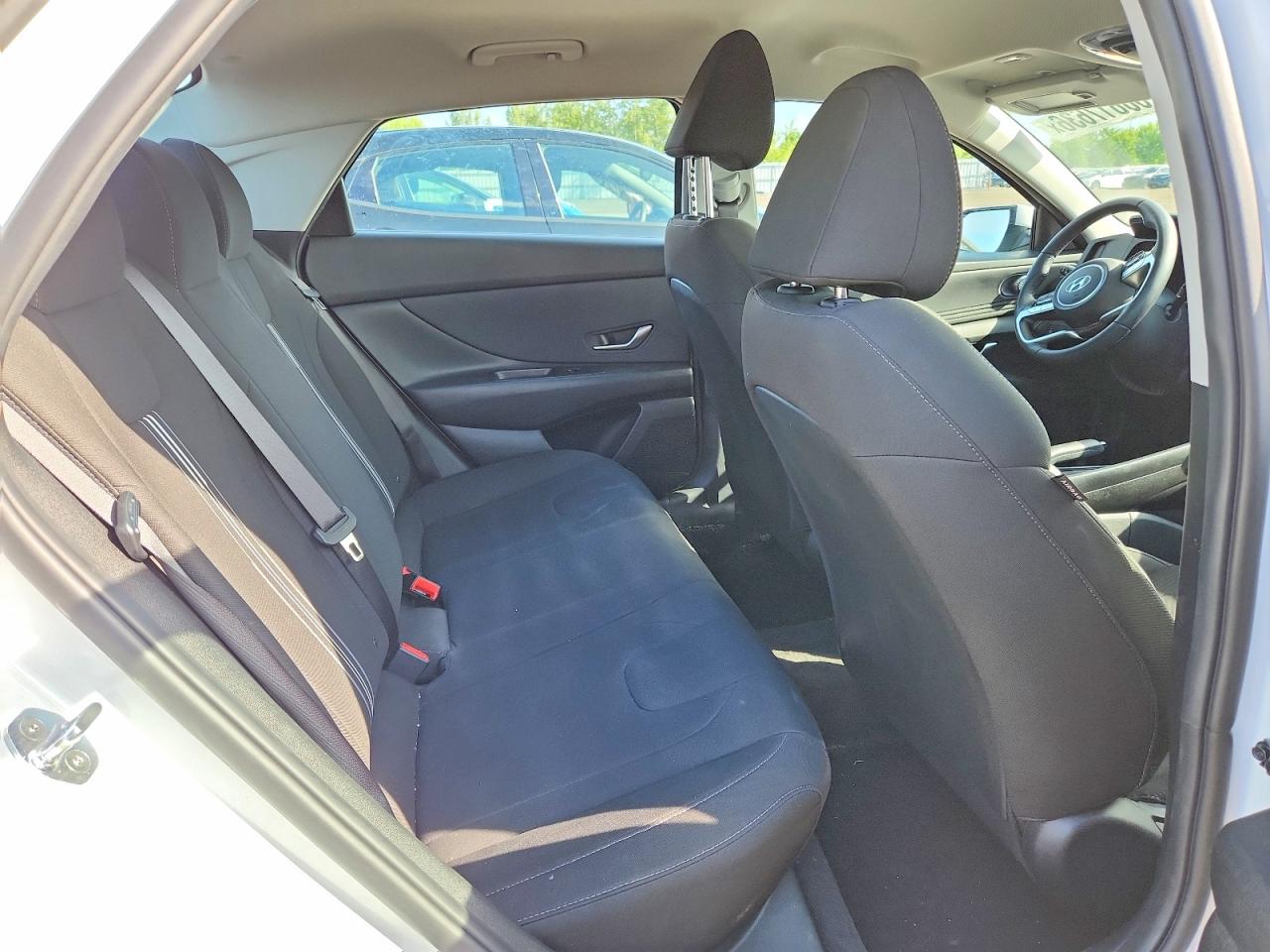 2022 HYUNDAI ELANTRA