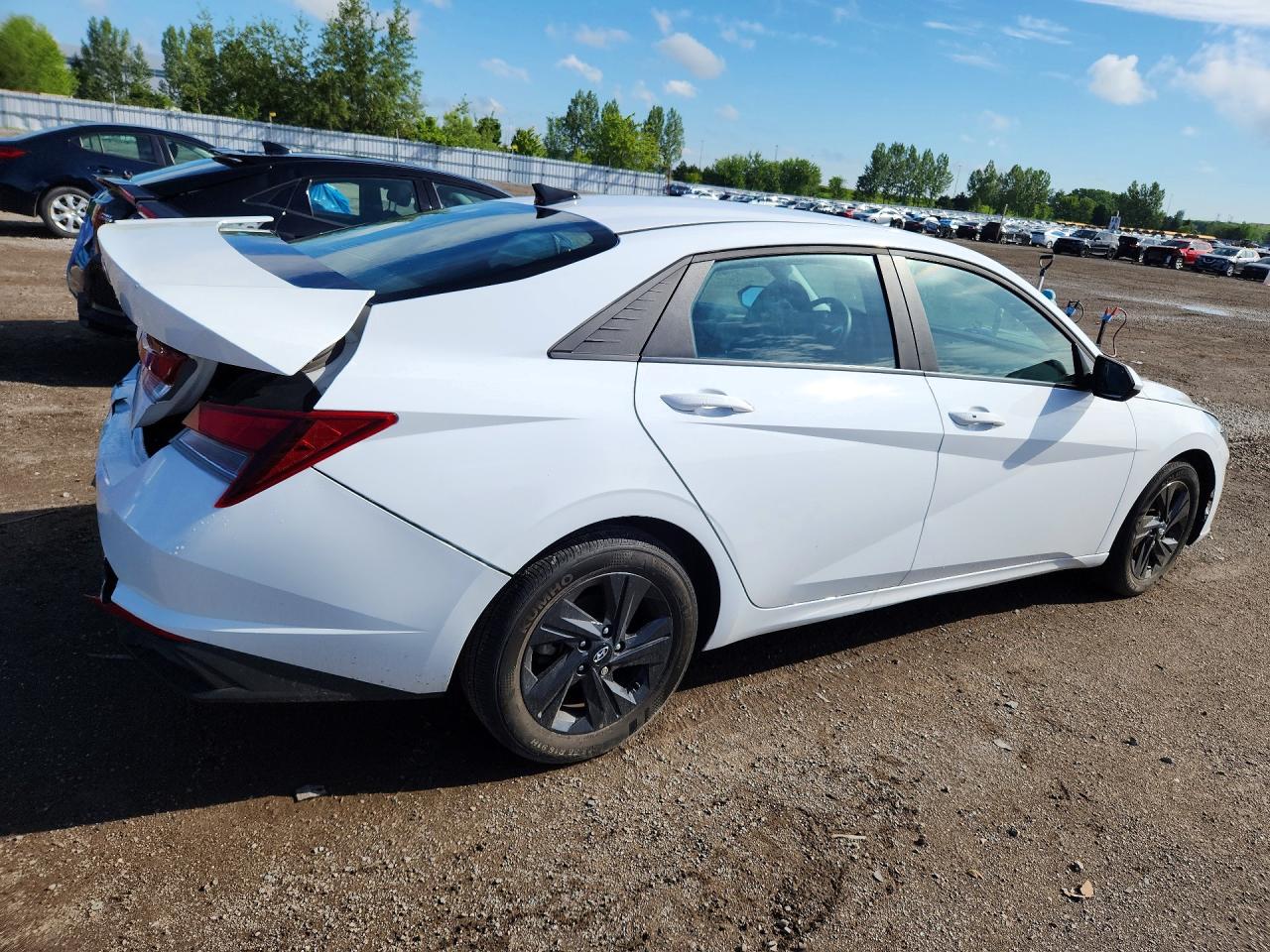 2022 HYUNDAI ELANTRA