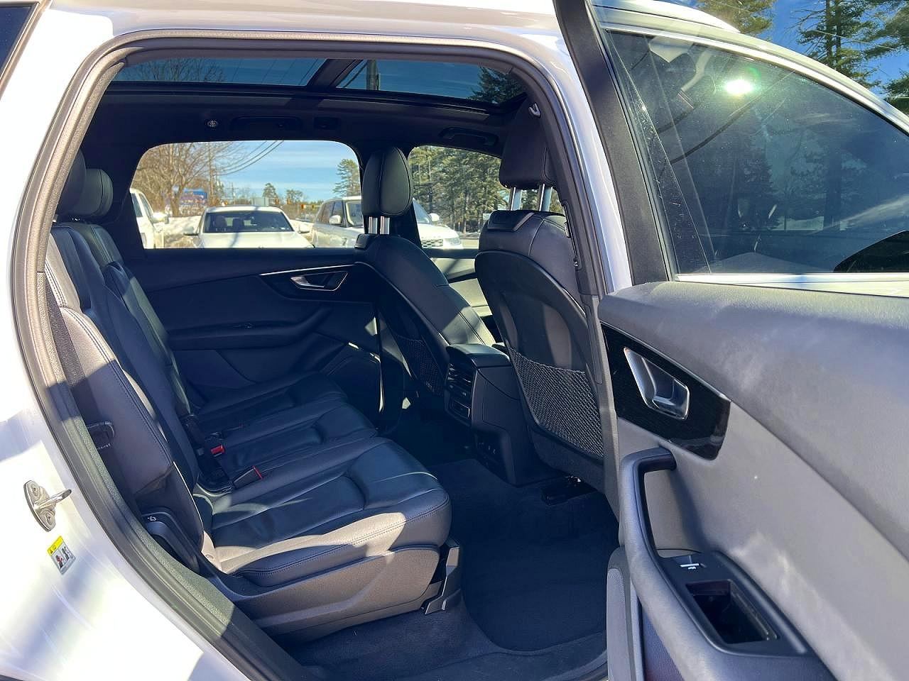 2023 AUDI Q7