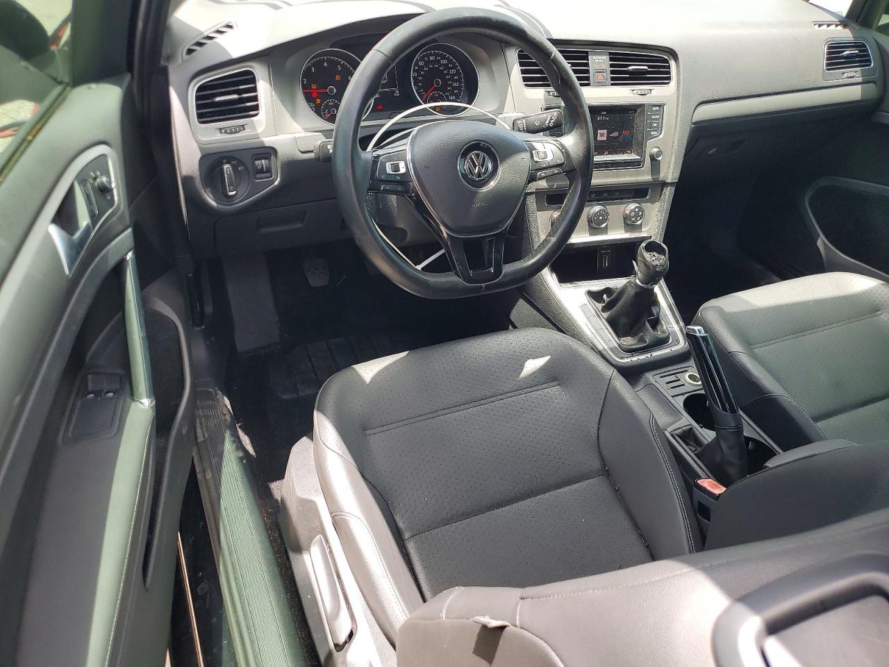 2015 VOLKSWAGEN GOLF