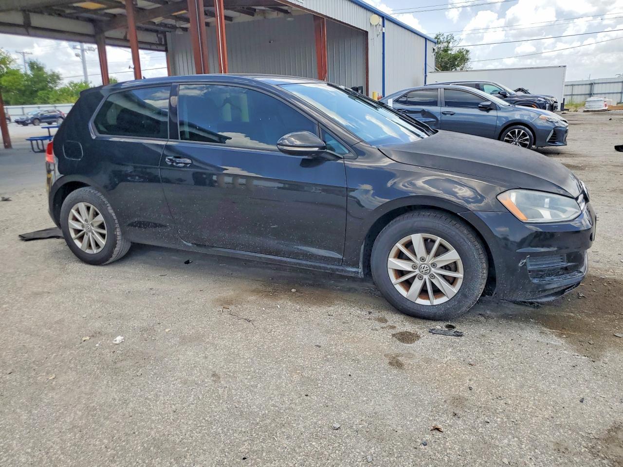 2015 VOLKSWAGEN GOLF