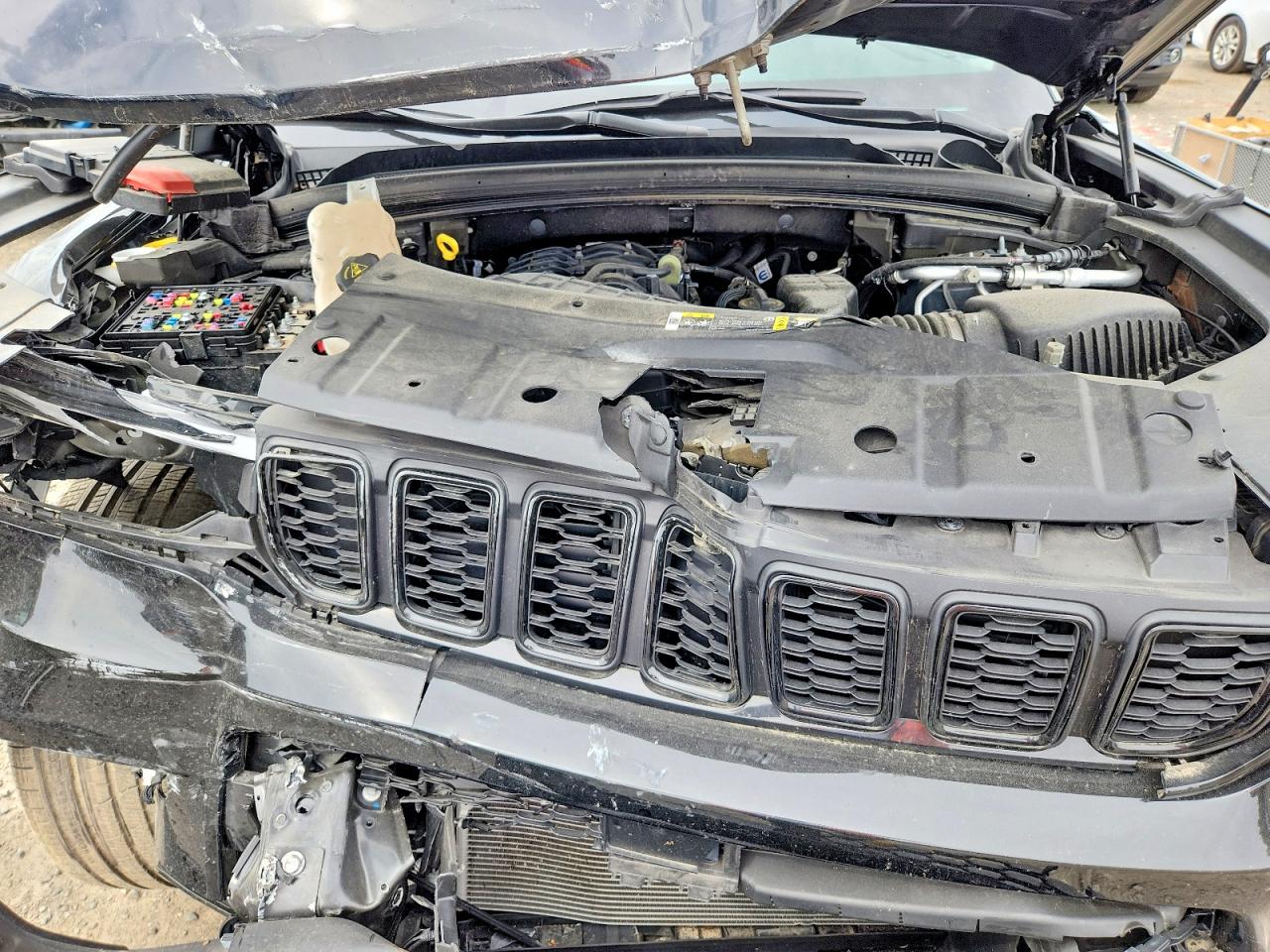 2024 JEEP CHEROKEE