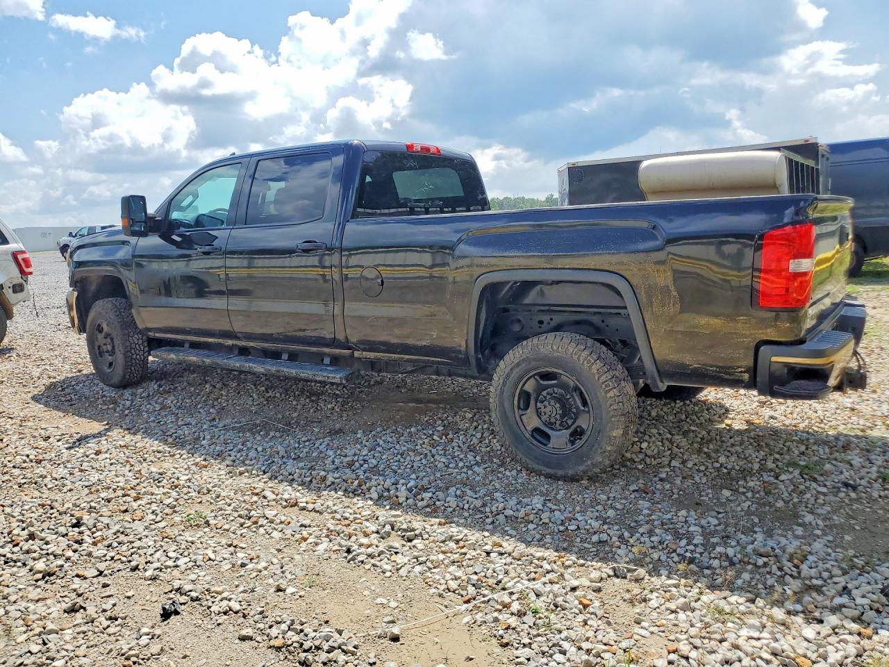 2016 GMC SIERRA