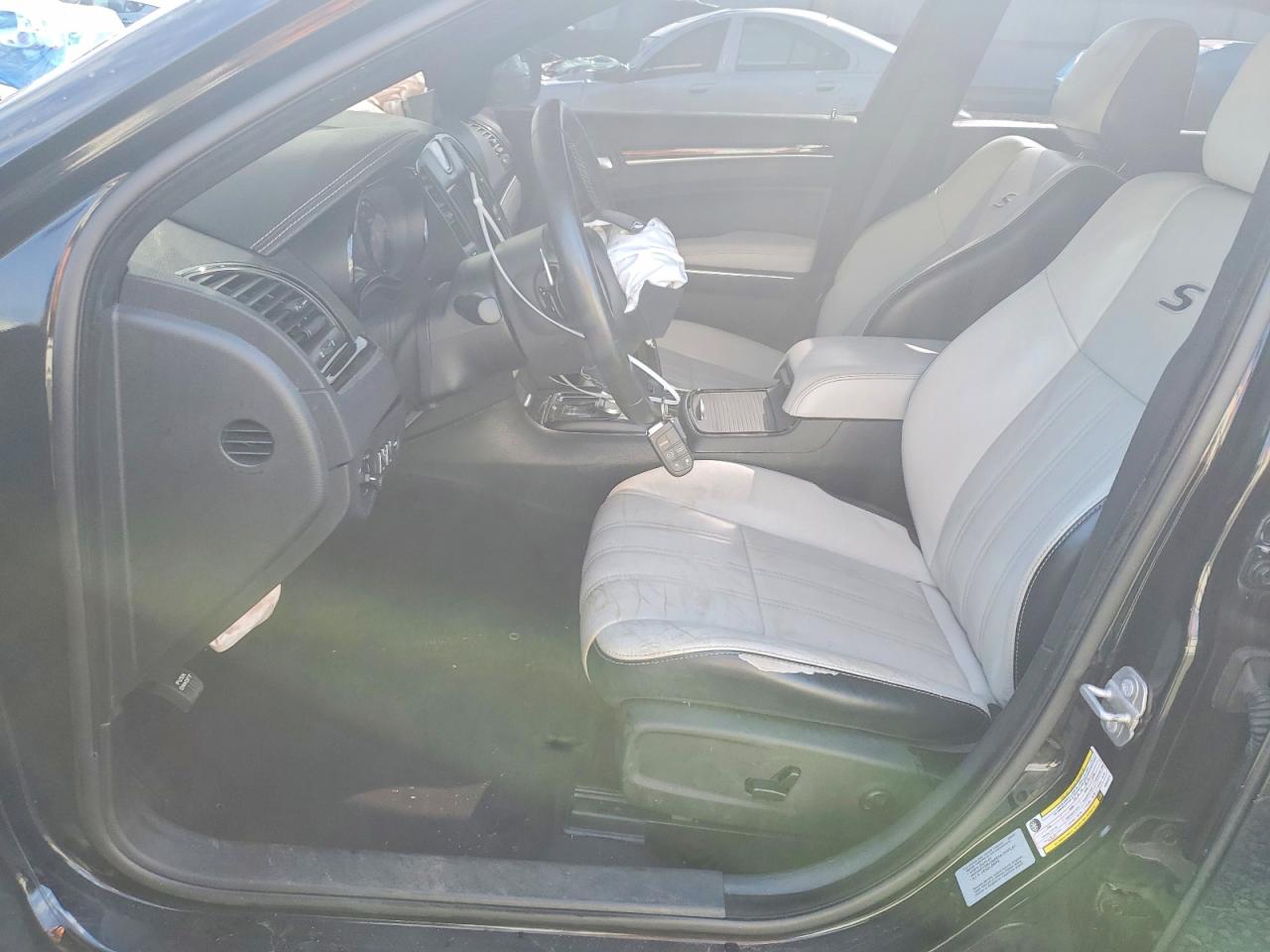 2017 CHRYSLER 300