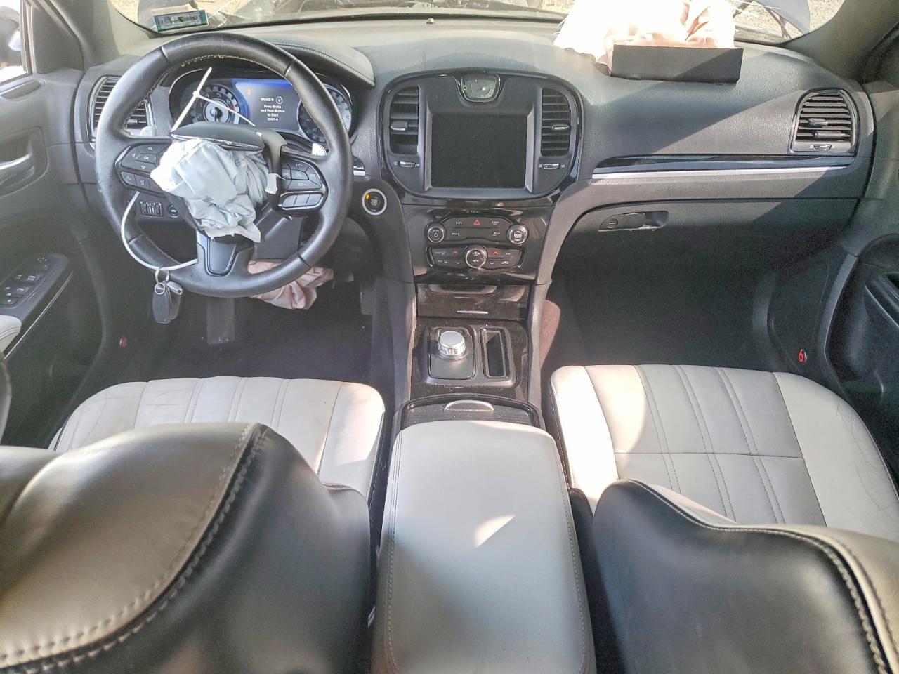 2017 CHRYSLER 300
