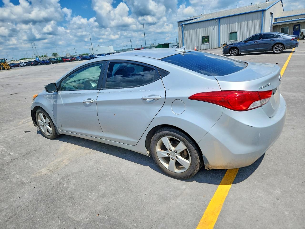2013 HYUNDAI ELANTRA