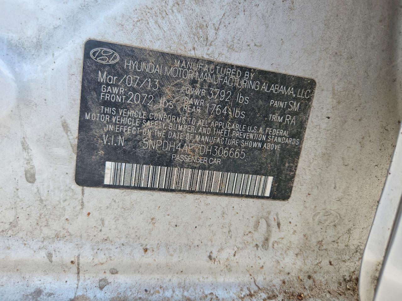 2013 HYUNDAI ELANTRA