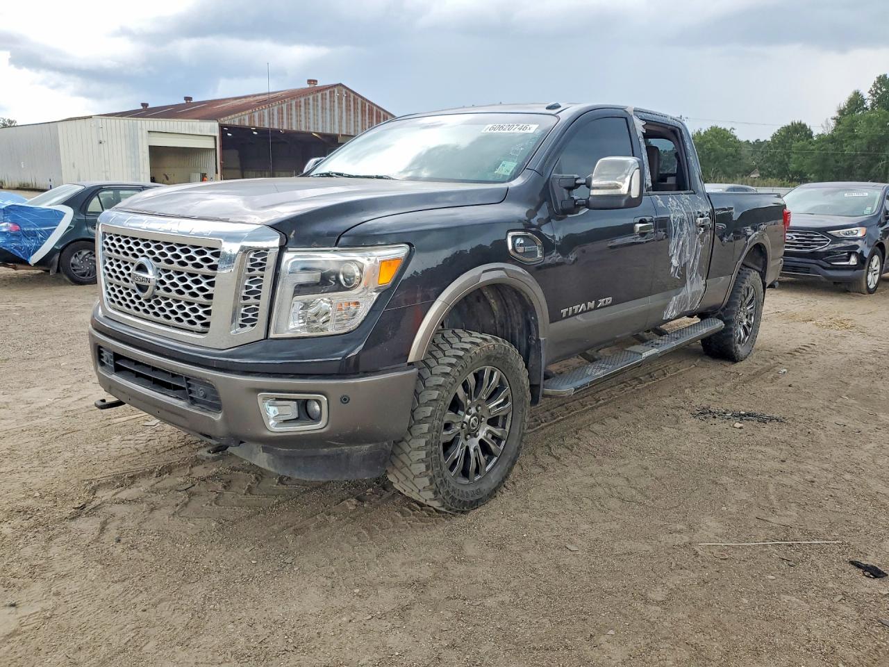 2016 NISSAN TITAN