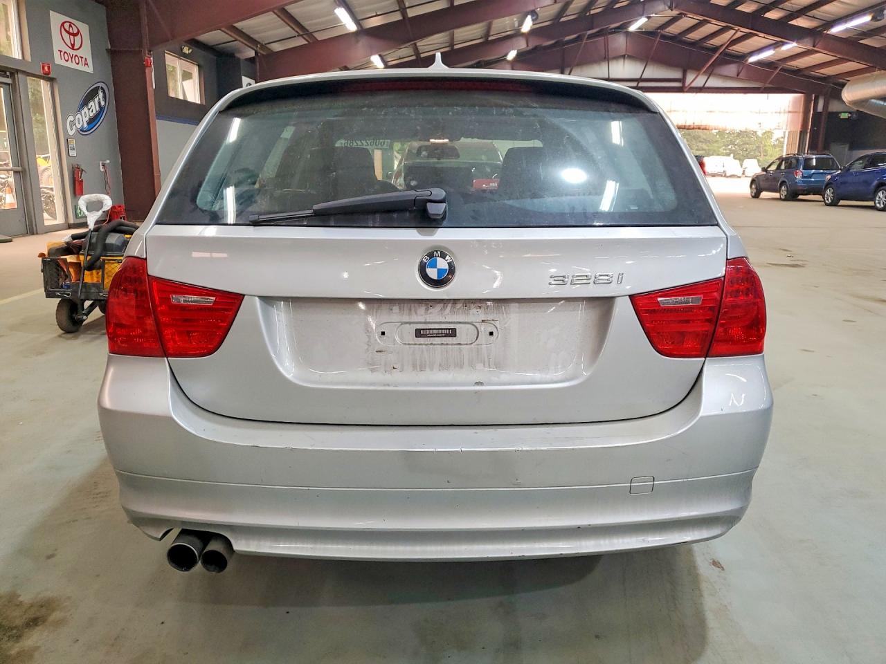 2012 BMW 3 SERIES