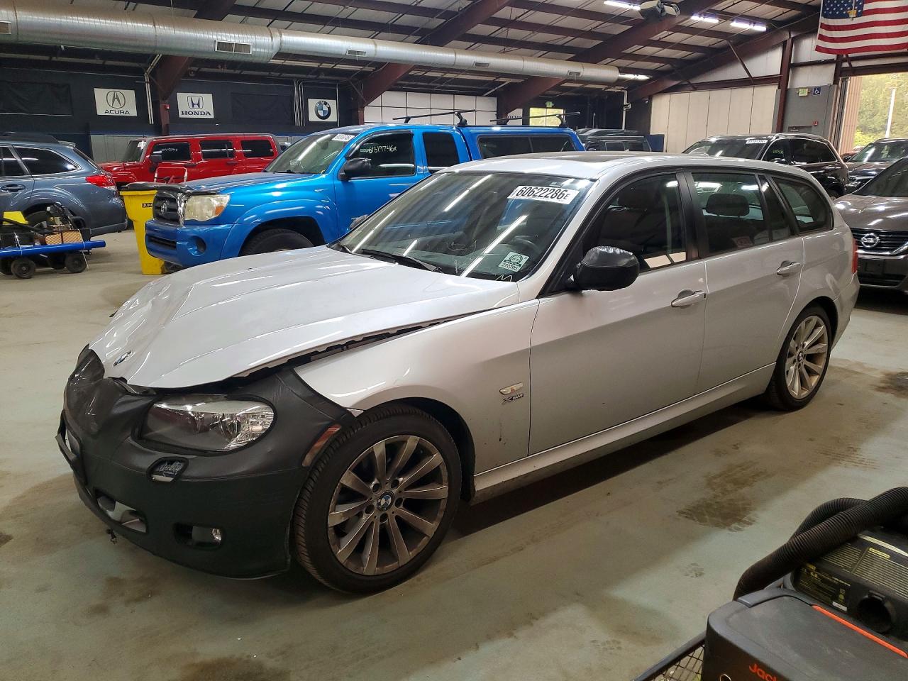 2012 BMW 3 SERIES