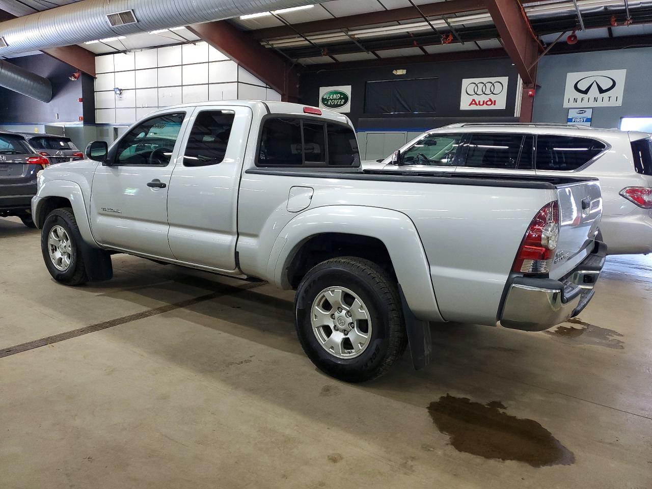 2013 TOYOTA TACOMA