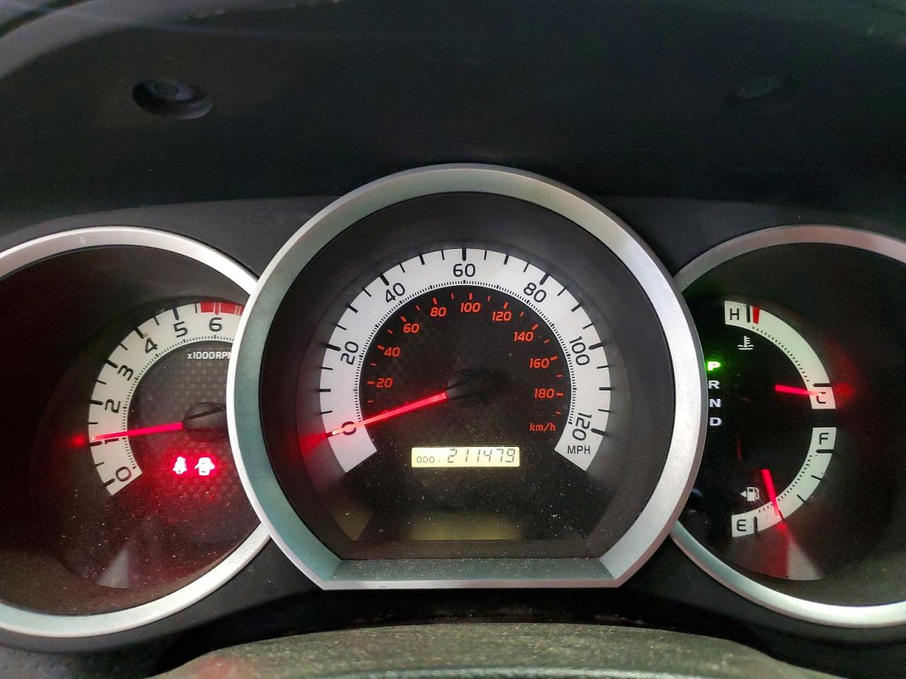 2013 TOYOTA TACOMA