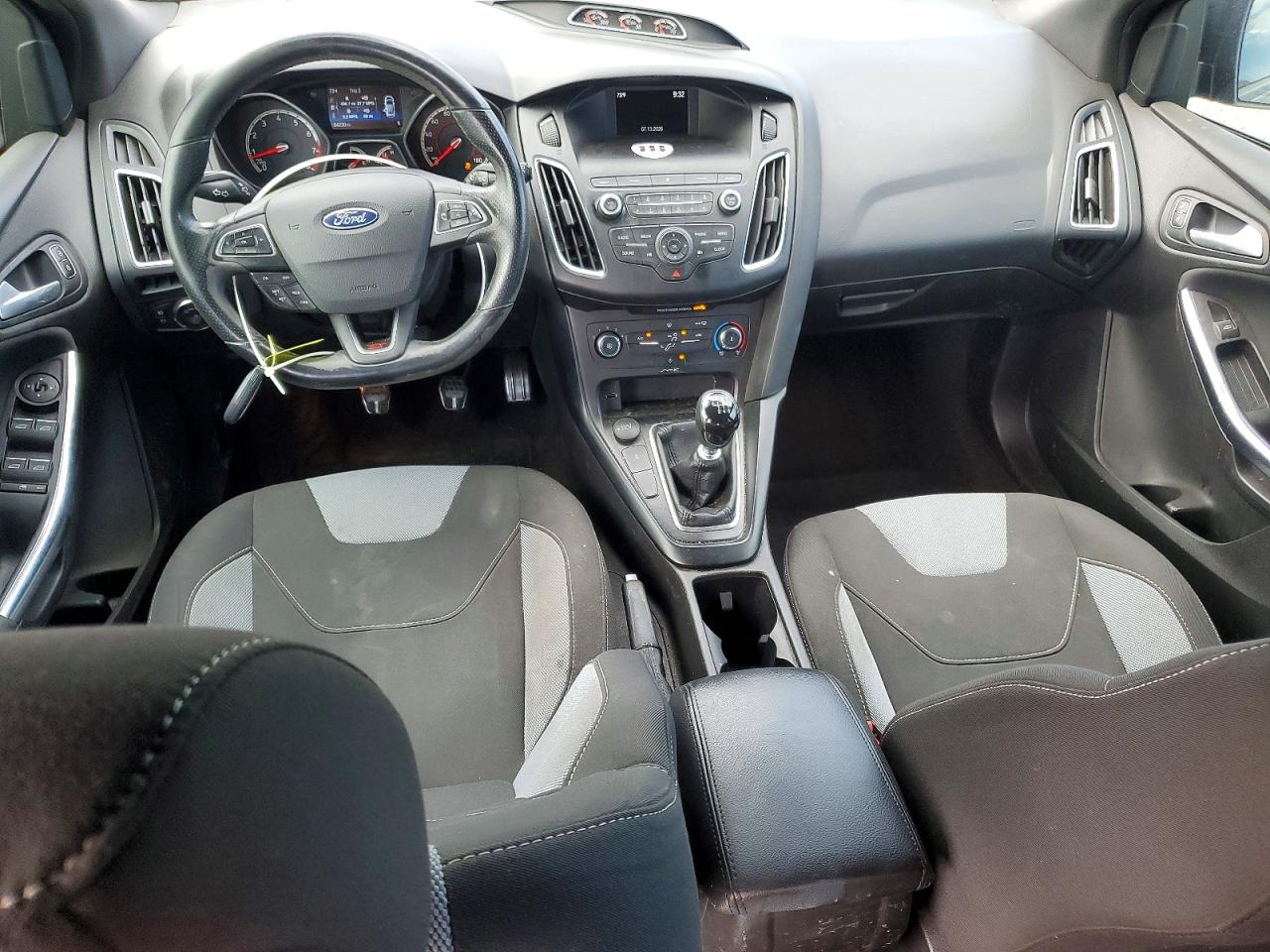 2018 FORD FOCUS