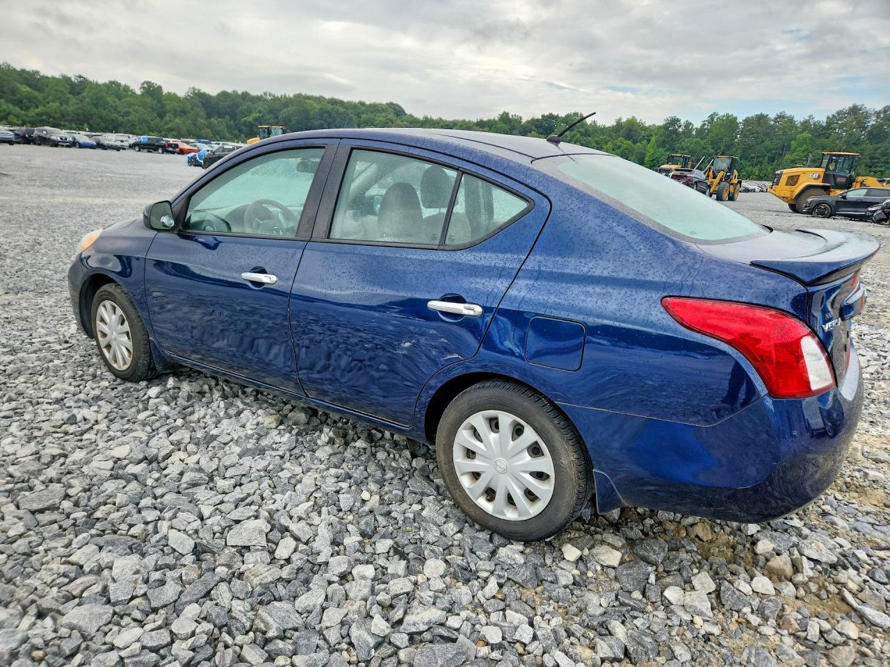 2013 NISSAN VERSA