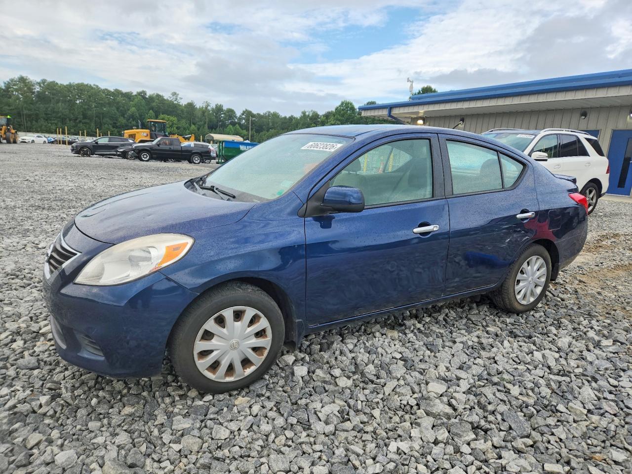 2013 NISSAN VERSA