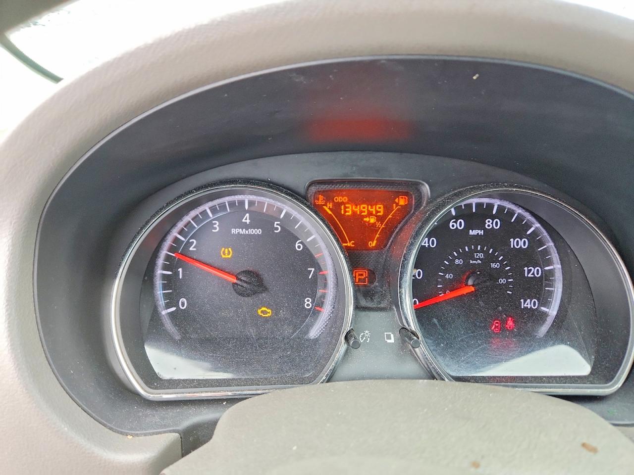 2013 NISSAN VERSA