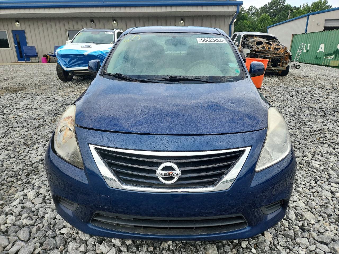 2013 NISSAN VERSA