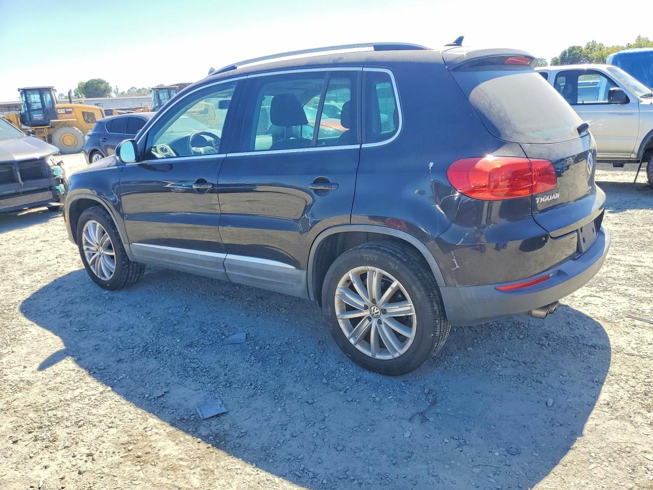 2015 VOLKSWAGEN TIGUAN